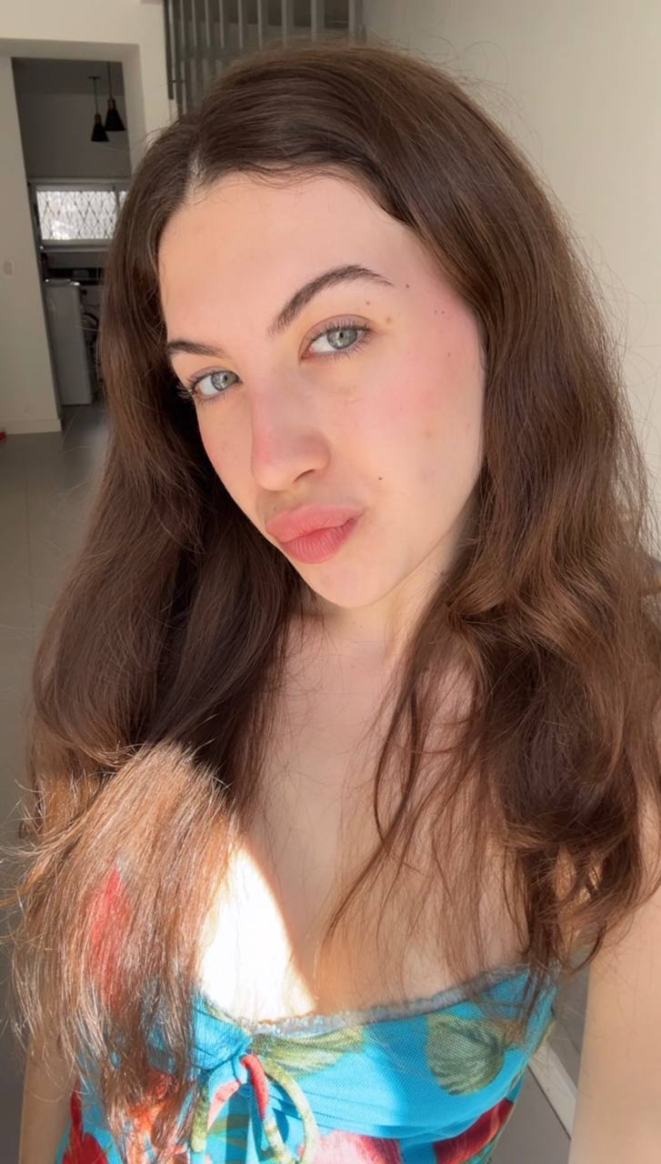 Nude girl Amber in Bucaramanga