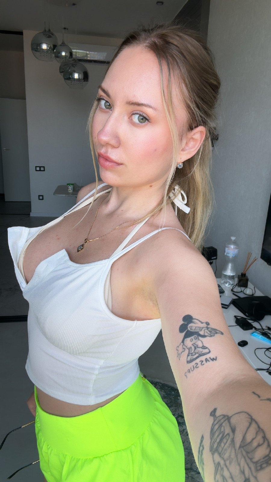 KateV in her underwear in Bucaramanga